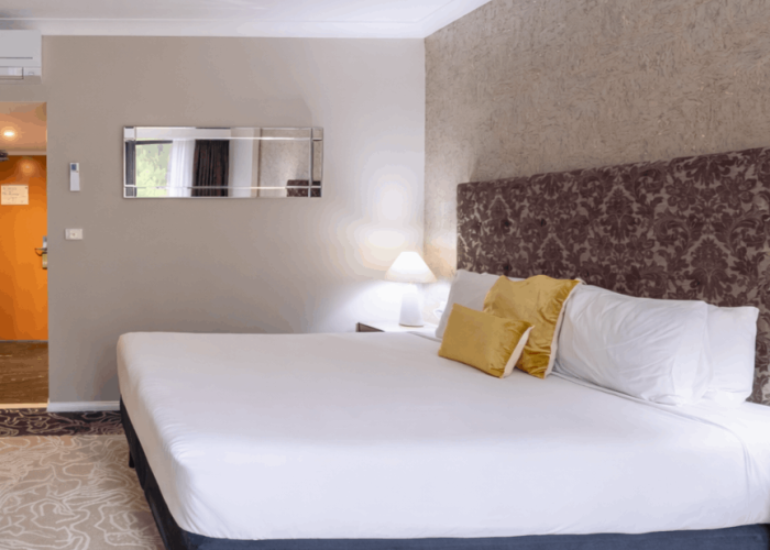 Deluxe King Room - Cropped (1)