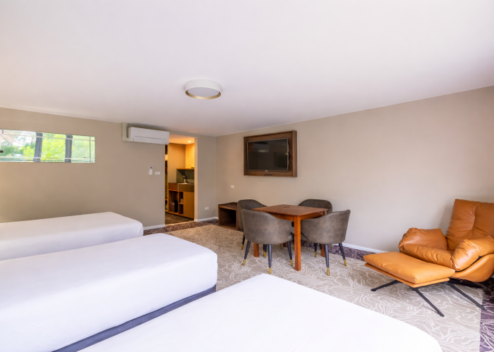 Family Room 2 (1)